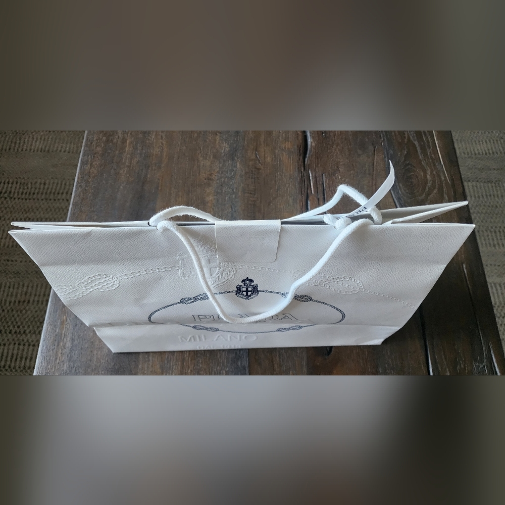 Authentic PRADA Gift Box and Bag Set - Picture 6 of 12